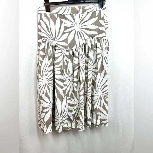 Trina Turk Out of Office Pally Skirt Size Large - Picture 6 of 9